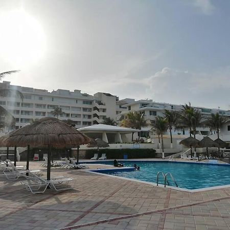 Confortable Depa En Condominio Frente Al Mar! Cancun Bagian luar foto