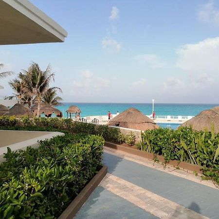 Confortable Depa En Condominio Frente Al Mar! Cancun Bagian luar foto