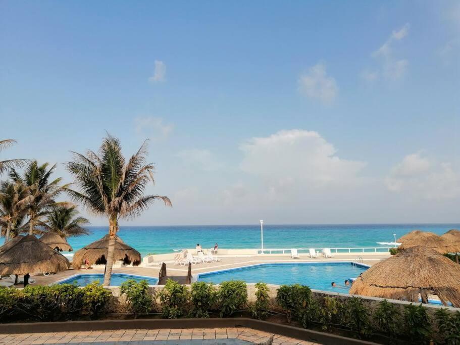 Confortable Depa En Condominio Frente Al Mar! Cancun Bagian luar foto